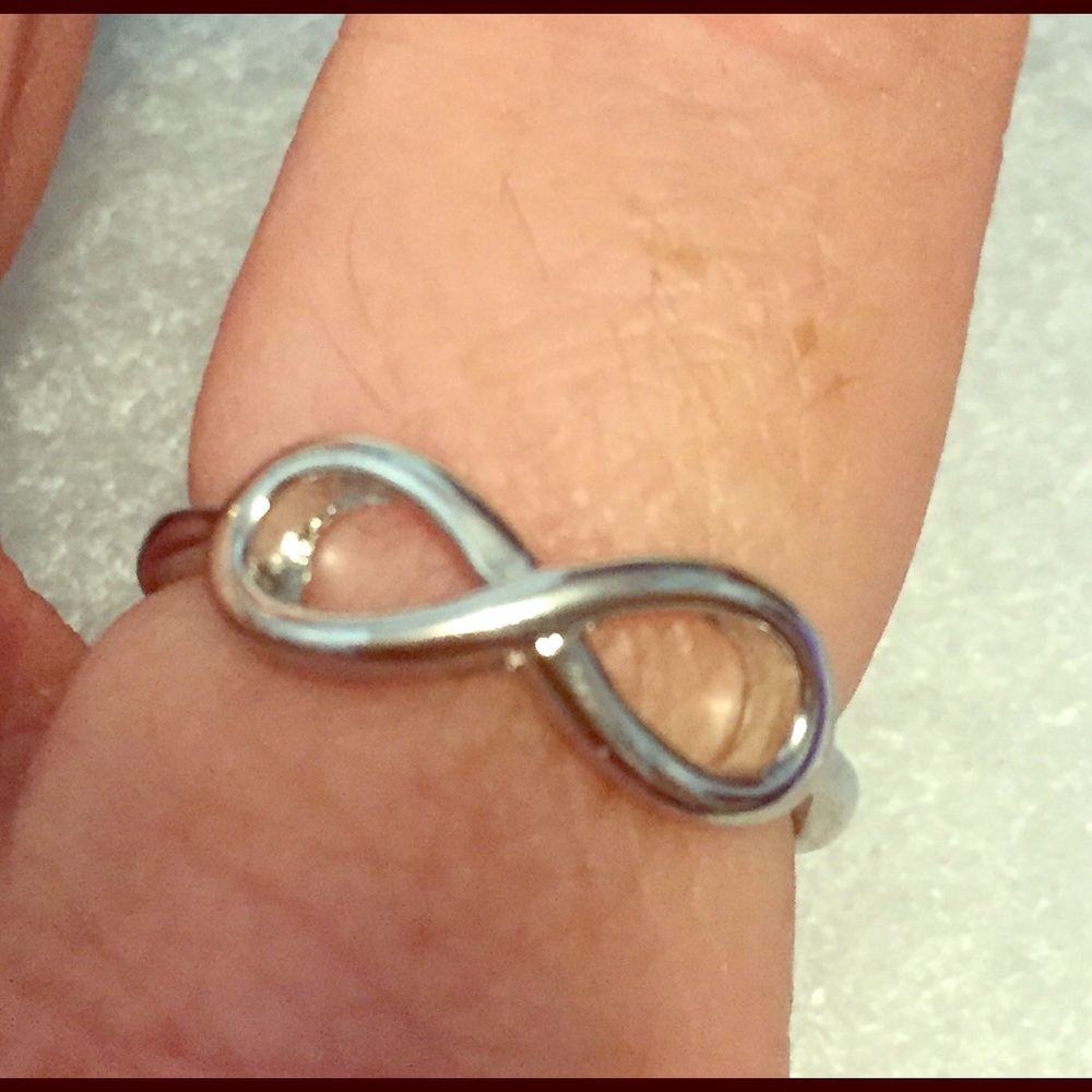 Infinity ring